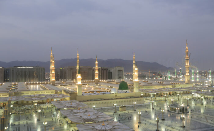 8 Nights Deluxe Umrah Package